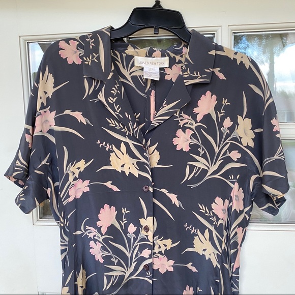 Jones New York Dresses & Skirts - Jones New York silk dress button down pockets 14